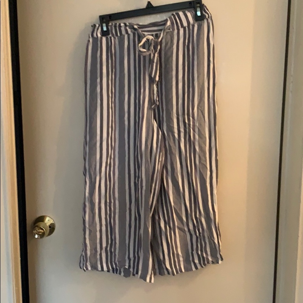 Stripe crop pants